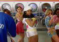 Nivea feat. R Kelly - Laundromat